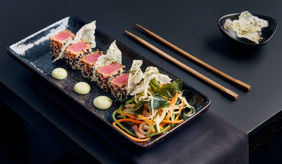 Skyline Bar food menu: Seared Tuna Tataki